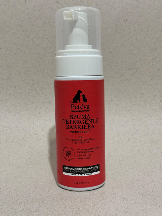 Spuma Detergente Barriera Senza Risciacquo per Cani e Gatti 150 ml - Neem e Tea Tree | Petéva